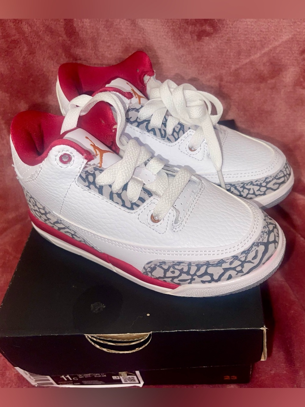 Air Jordan 3 Retro "Cardinal Red"
